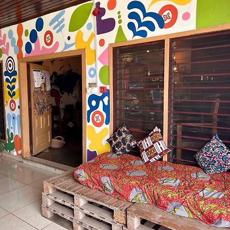 Tumi Hostel Kumasi Esterno foto