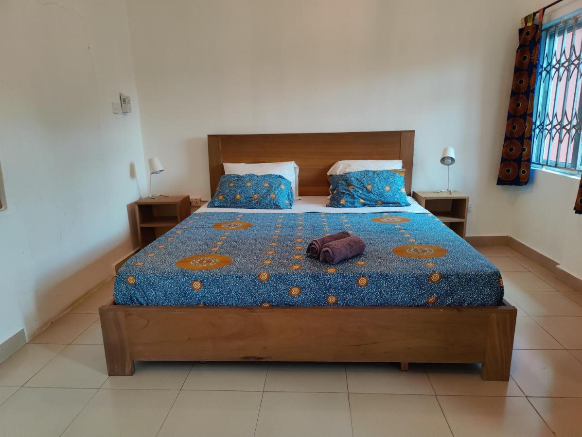 Tumi Hostel Kumasi Esterno foto