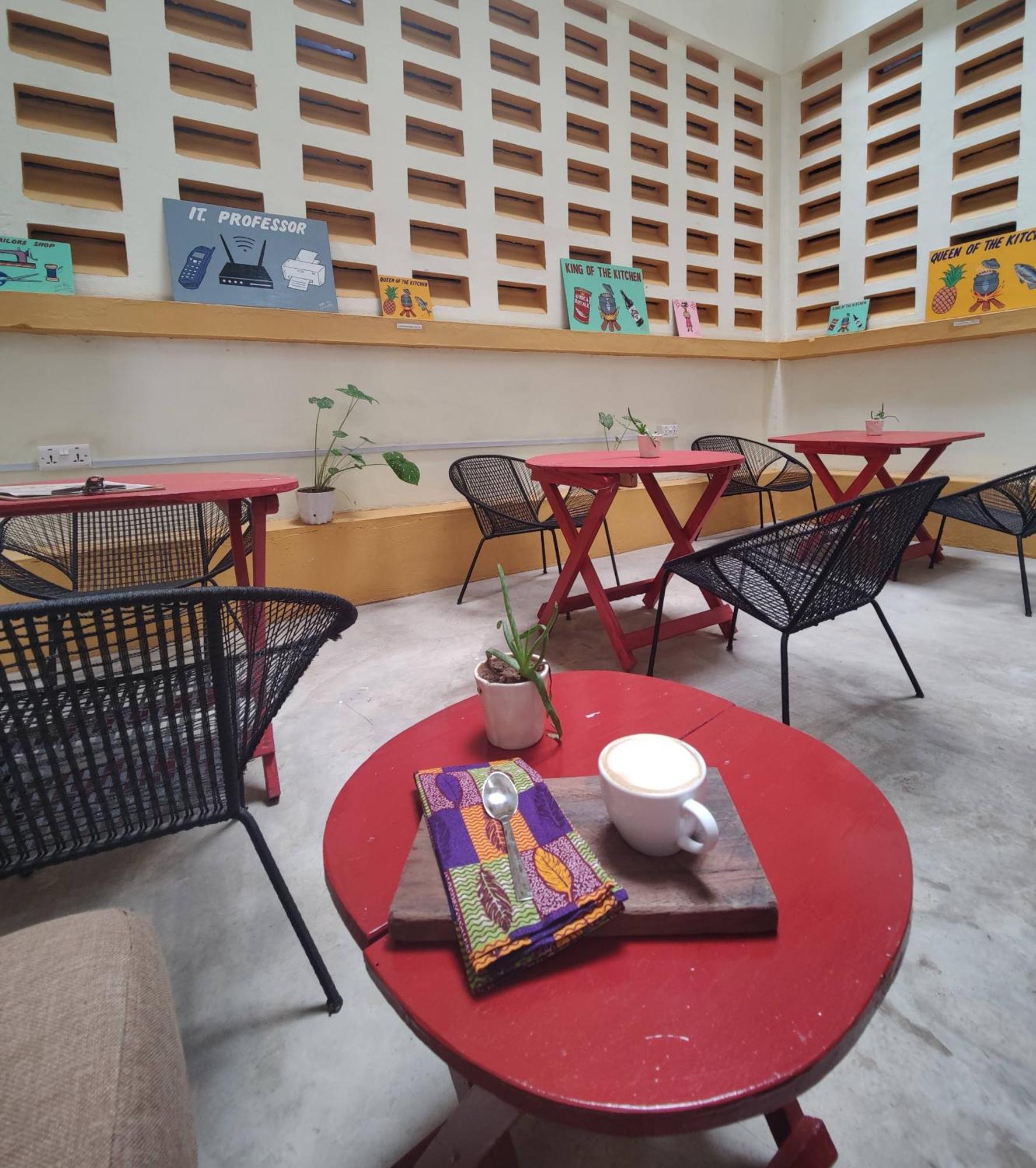 Tumi Hostel Kumasi Esterno foto