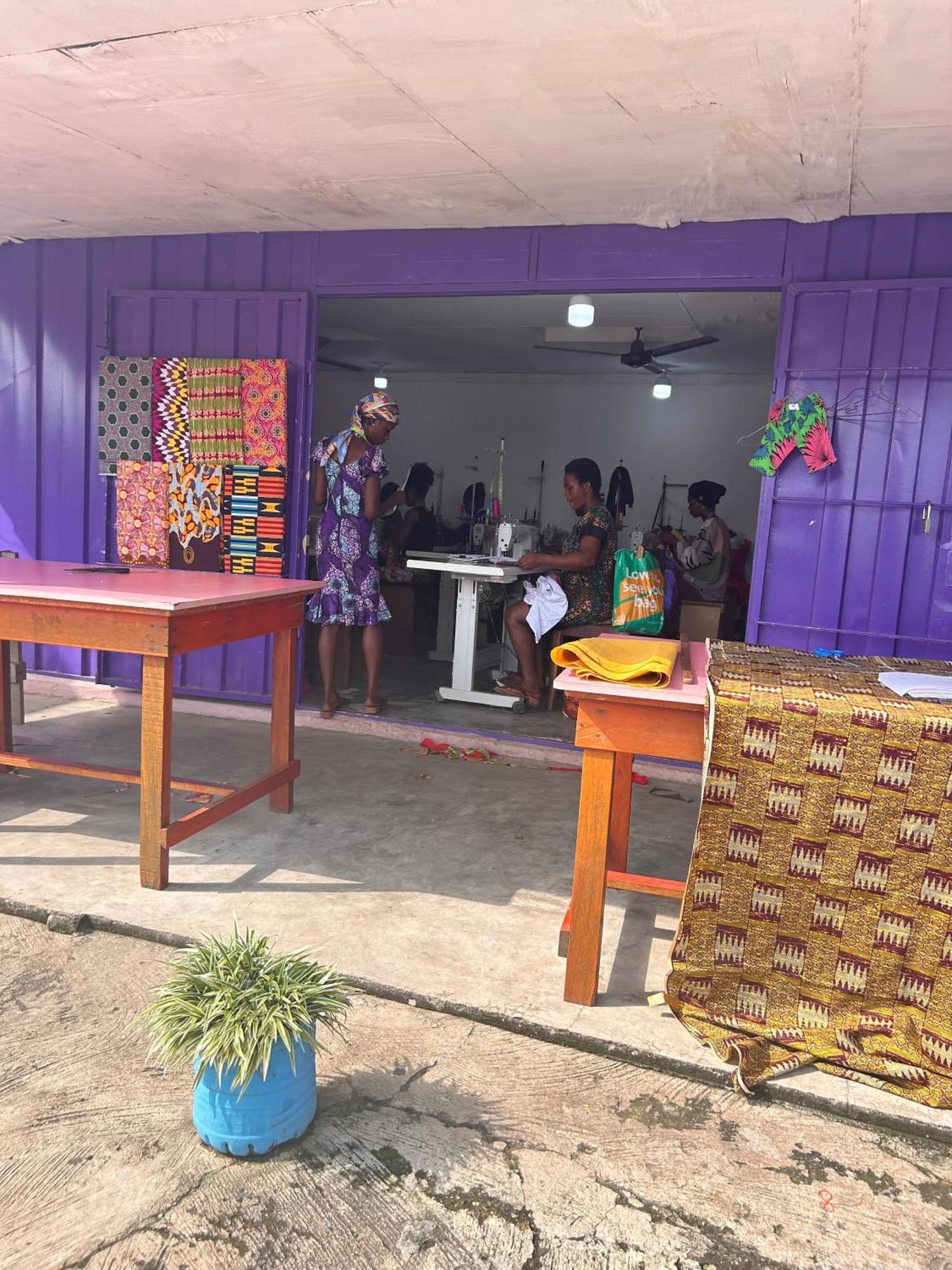 Tumi Hostel Kumasi Esterno foto